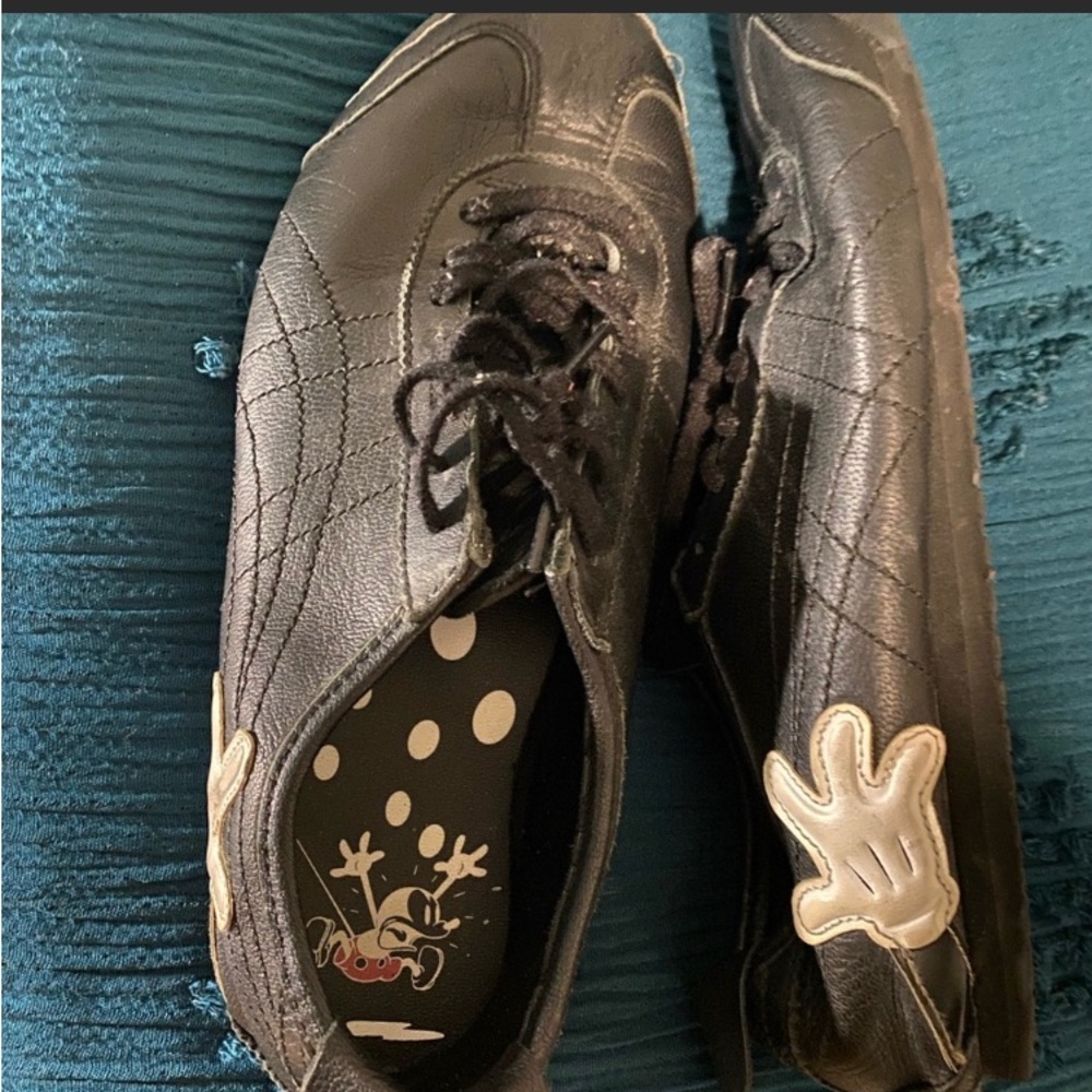 Disney Black leather Mickey Mouse tennis shoes